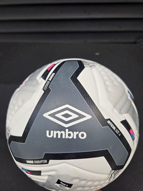 Customer reviews for Umbro Disruptor Size 4 Soccer Ball for Ages 8