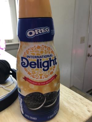 International Delight Oreo Cookie Flavored Coffee Creamer 32 Oz Walmart Com Walmart Com