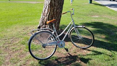 700c columbia streamliner men's bike