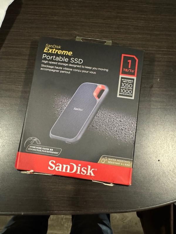 SanDisk Extreme Portable SSD 1TB 中古 SanDisk Extreme Portable SSD 1TB 中古 Sandisk Extreme