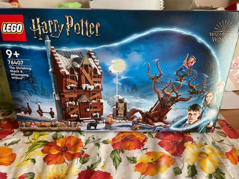 LEGO Harry Potter Shrieking Shack and Whomping Willow 76407 2-in-1