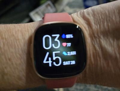 Fitbit VERSA 4 BLACK 新品未開封 Fitbit Versa 4: GPS Fitness Tracker, 24/7 Heart Rate, Sleep