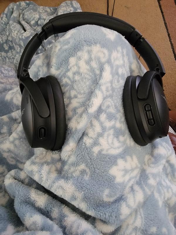 Bose QuietComfort SE Headphones with Soft Case - Samsclub.com