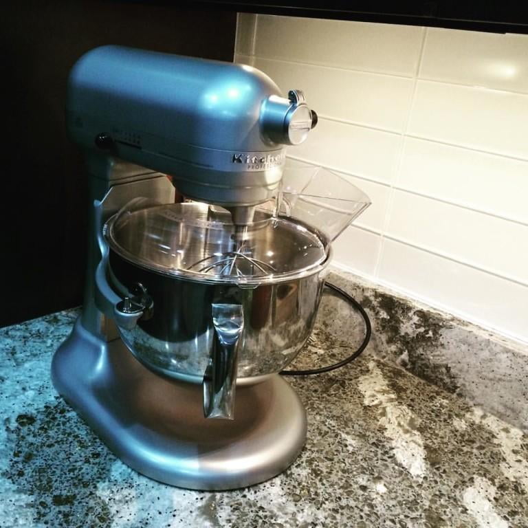 【値下】KitchenAid Professional 600 スタンドミキサー hero-KP26M1XIC.tif?hei=600