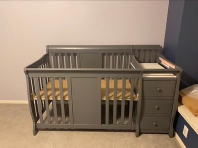 Storkcraft calabria cheap crib