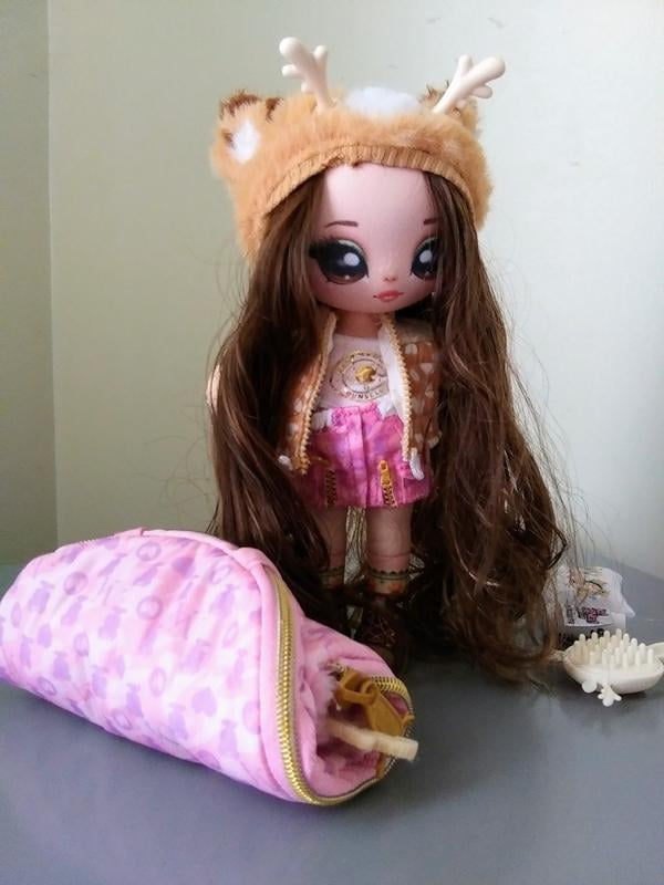 Na! Na! Na! Surprise Teens Queenie Plume Peacock