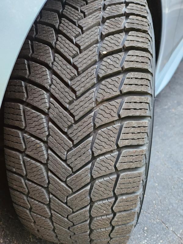 Michelin X-Ice Snow Winter 235/65R17 108T XL Passenger Tire
