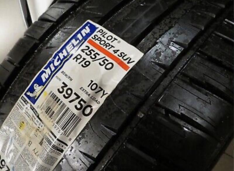 Michelin Pilot Sport 4 SUV 255/50R19 107Y XL Tire - Walmart.com