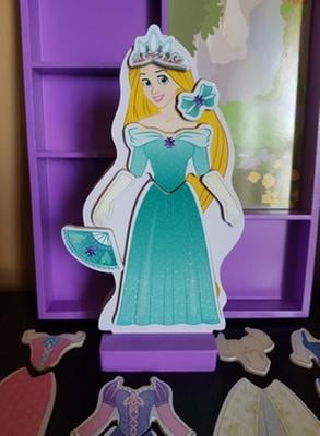 Rapunzel magnetic 2024 dress up