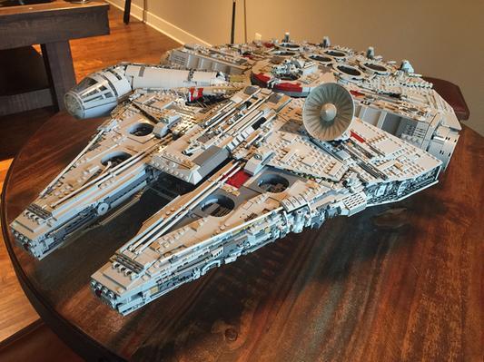  LEGO Star Wars Ultimate Millennium Falcon 75192 - Expert  Building Set and Starship Model Kit, Movie Collectible, Featuring Classic  Figures and Han Solo's Iconic Ship, Best Gift for Adults : Toys