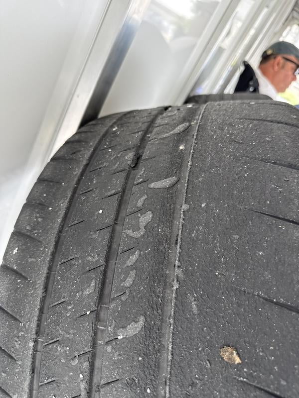 Michelin Pilot Sport Cup 2 R ZP RFT 345/25ZR21 (104Y) XL Tire