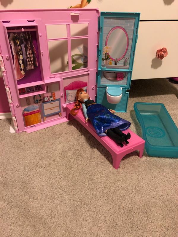 barbie fold and go house