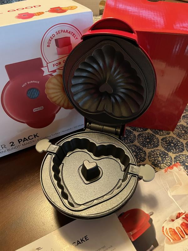 Dash Heart Treat Maker Set of 2, Mini Heart Bundt Cake Maker