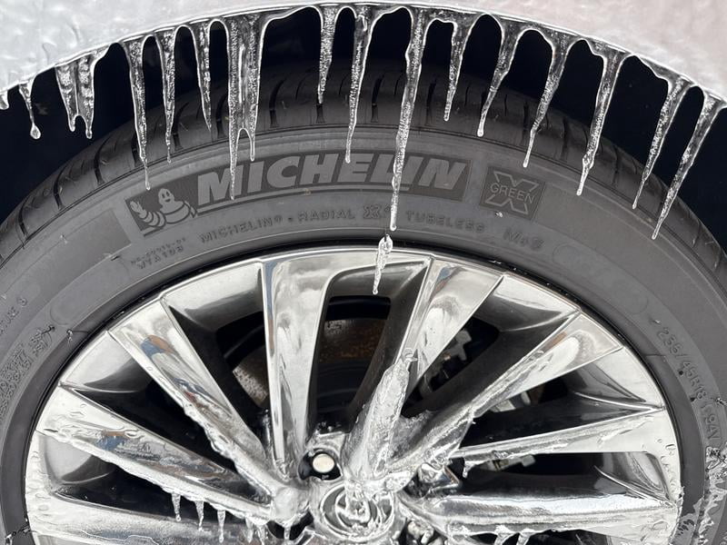 Michelin Primacy MXM4 All-Season Tire, 225/40R18/XL 92V, Enhanced
