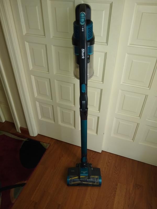 Shark IZ140C Shark Rocket Pro Cordless Stick Vacuum Green 181W Self Cleaning Brushroll Walmart