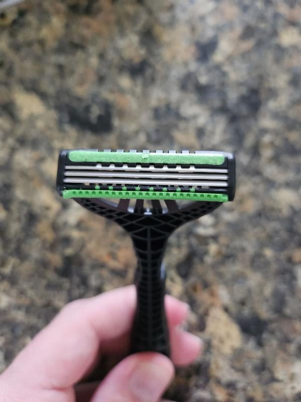 Schick Xtreme3 Sensitive Disposable Razors, 4ct, Vitamin E & Aloe