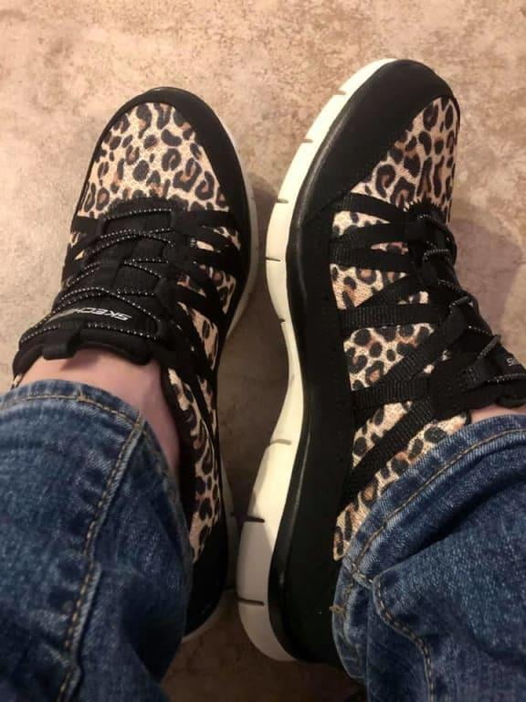 skechers wild vibes