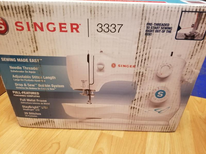 Singer® 3337 Simple™ Mechanical Sewing Machine, White image