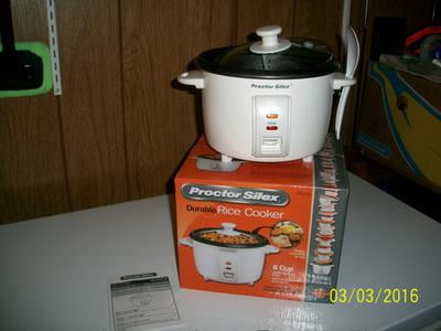 proctor silex 4-cups uncooked resulting in 8-cups cooked rice cooker, white  (37534y)