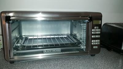 BLACK+DECKER TO3290XSD TO3290XSBD Toaster Oven, 8-Slice, Stainless Steel