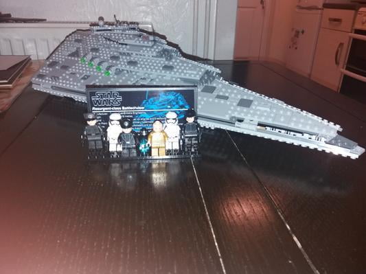 LEGO Star Wars TM First Order Star Destroyer™ 75190 