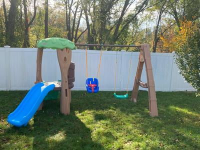 Little Tikes Kids Tree House Outdoor Backyard Playground Climbing
