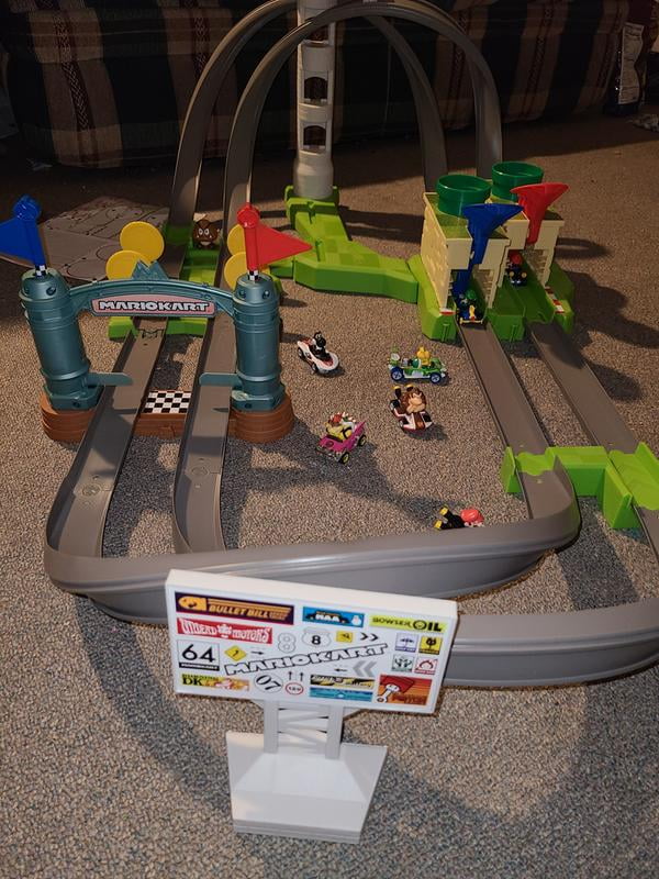 hot wheels mario kart circuit lite track set