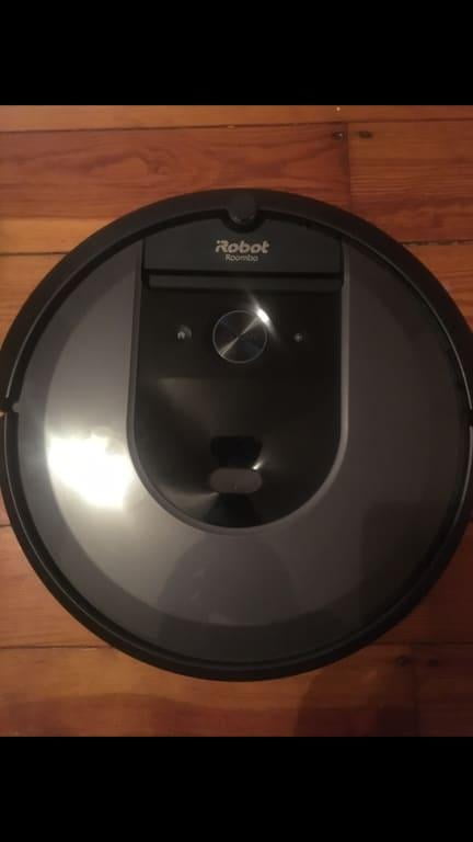 iRobot Roomba i7 Wi-Fi Connected Robot Vacuum Charcoal I715020 - Best Buy