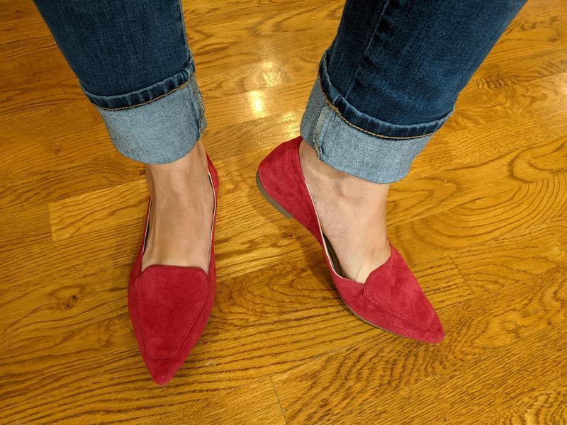 Buy Hush Puppies Hazel Pointed Toe Ballerinas In Black | 6thStreet Bahrain