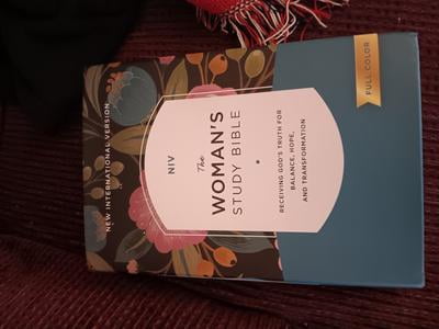 新品未使用　The Woman’s Study Bible 聖書 新品未使用 The Woman's Study Bible 聖書 NIV Inspirational