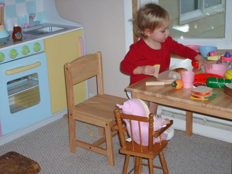 kidkraft aspen table & 2 chair set