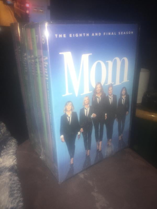 Mom: The Complete Series Seasons 1-8 Box Set, 20-Disc (DVD
