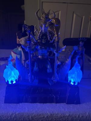 Masters Of The Universe Masterverse – Skeletor & Trono Havoc, Con Luci E Mantello