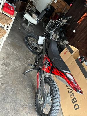 APOLLO DB-36 250cc Dirt Bike, 5 Speed Manual Transmission, Big 21