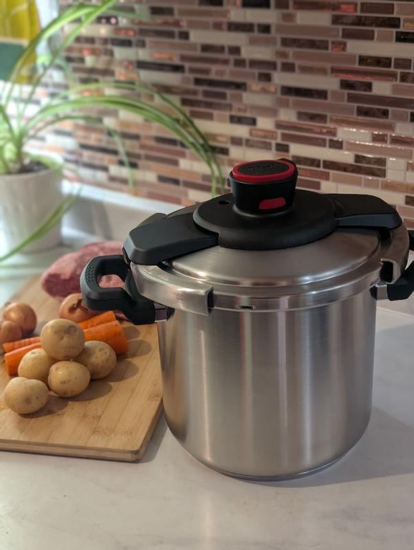T-fal Initiatives Secure Aluminum Cookware, 6 Quart Pressure
