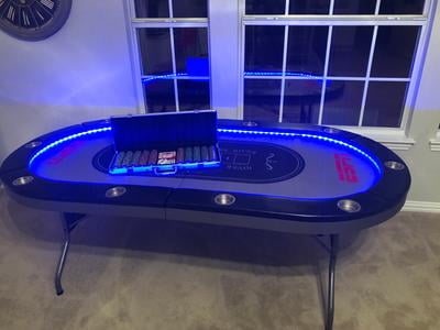 led poker table