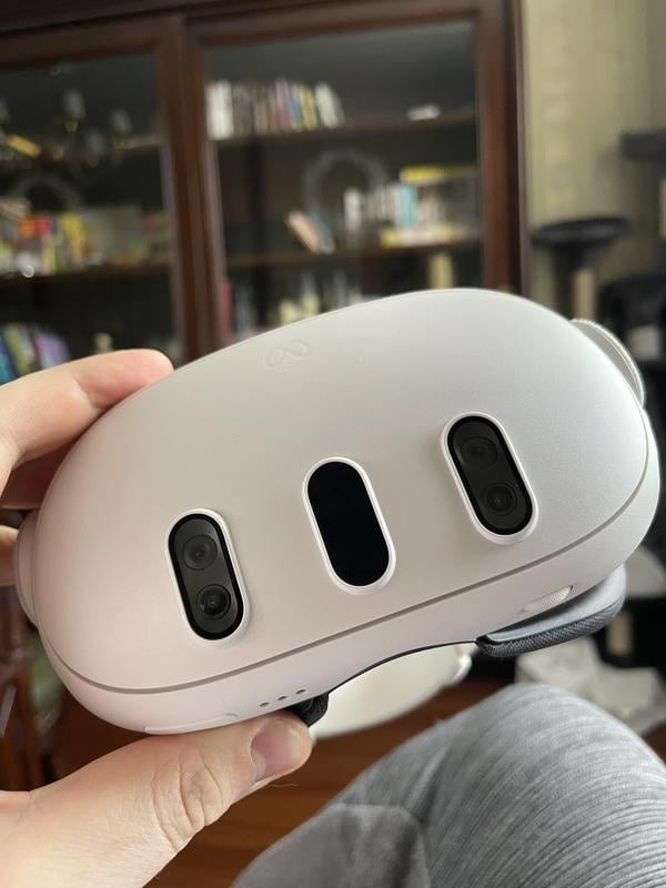 Meta, Meta Quest 3 512GB, Wireless VR Headset, 4K Resolution