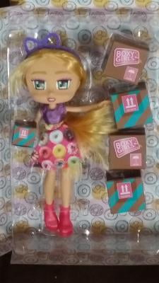 Boxy hotsell girl hazel