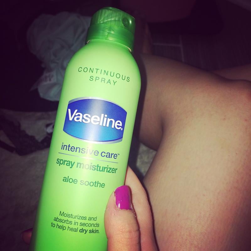 Vaseline, Spray Lotion, 6.5 oz, Aloe Soothe, Moisturizing Lotion -  Walmart.com