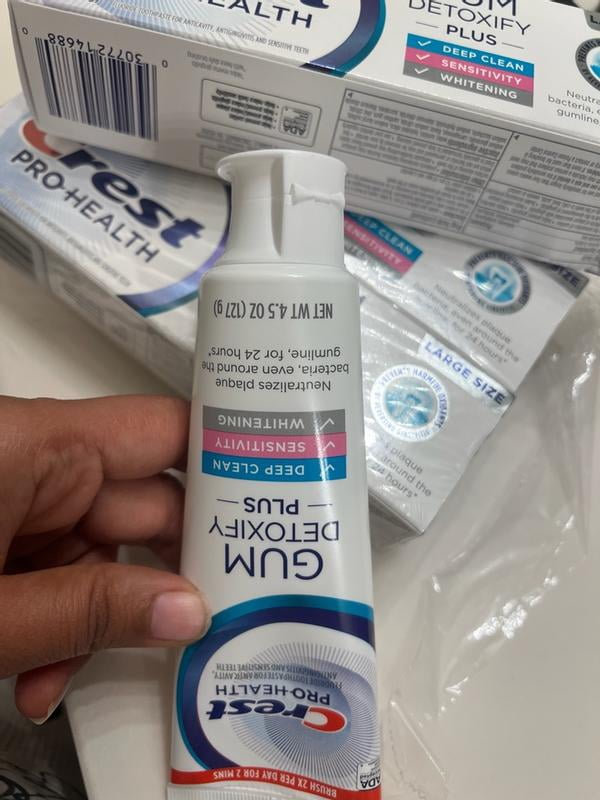 Crest, Toothpaste, 3.7 oz, Gum Restore Whitening Fluoride