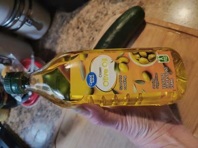 Great Value Olive Oil, 25.5 fl oz, versatile for sautéing