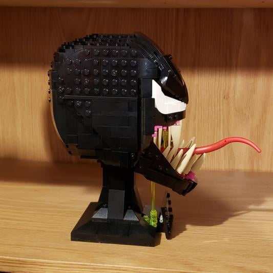 LEGO Super Heroes Venom Helmet 76187 - Walmart.ca