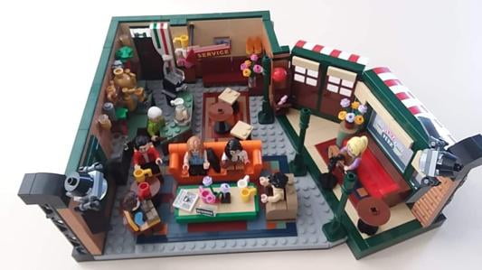 walmart central perk lego