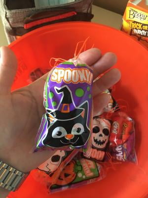Beego Halloween Treat Bags - 36 Pack Paper Goodie Bags With Stickers For Trick Or Treat, Candy, Party Favors