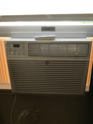 Ge 12 000 Btu Window Ac With Remote Aew12ay Walmart Com Walmart Com