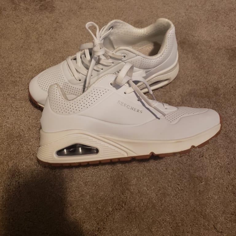Skechers Skechers Womens Uno Stand On Air Trainers