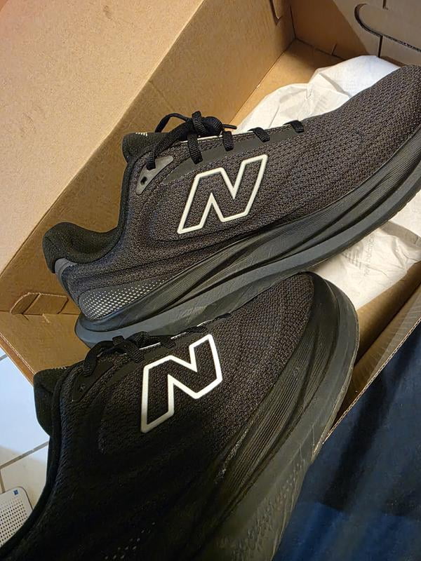 New Balance 1080 V15 Black / Black M10805MD Men display picture 3