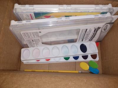 Crayola Washable Watercolor Paint Set, 16 Assorted Colors Per Tray, 6 Trays  (BIN530555-6)