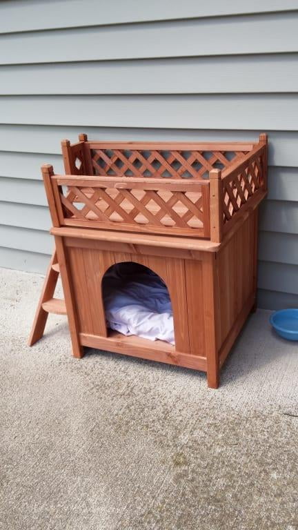 Zoovilla Room With A View Wooden Dog House Small 10 X11