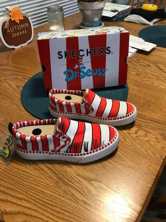 skechers cat in the hat
